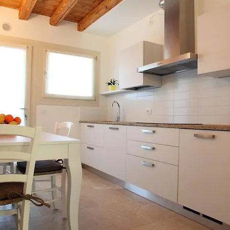 Giusti B&B Bed & Breakfast Arcade